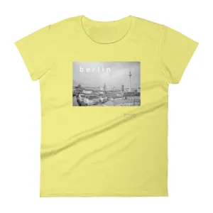 'Berlin, Germany' women's short-sleeved shirt (15 colors)