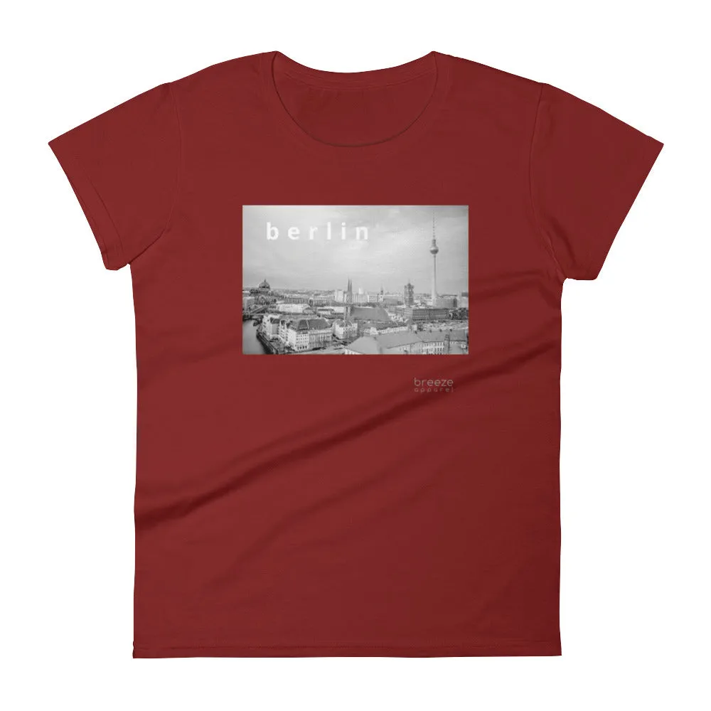 'Berlin, Germany' women's short-sleeved shirt (15 colors)