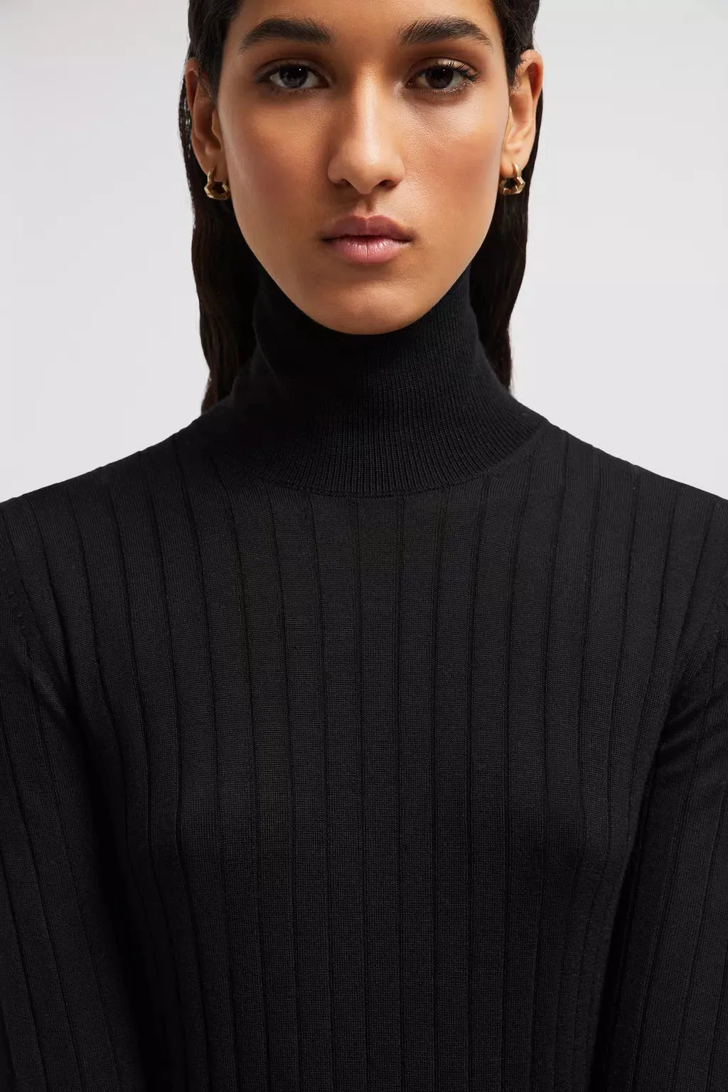 MONCLER PULL TURTLENECK BLACK