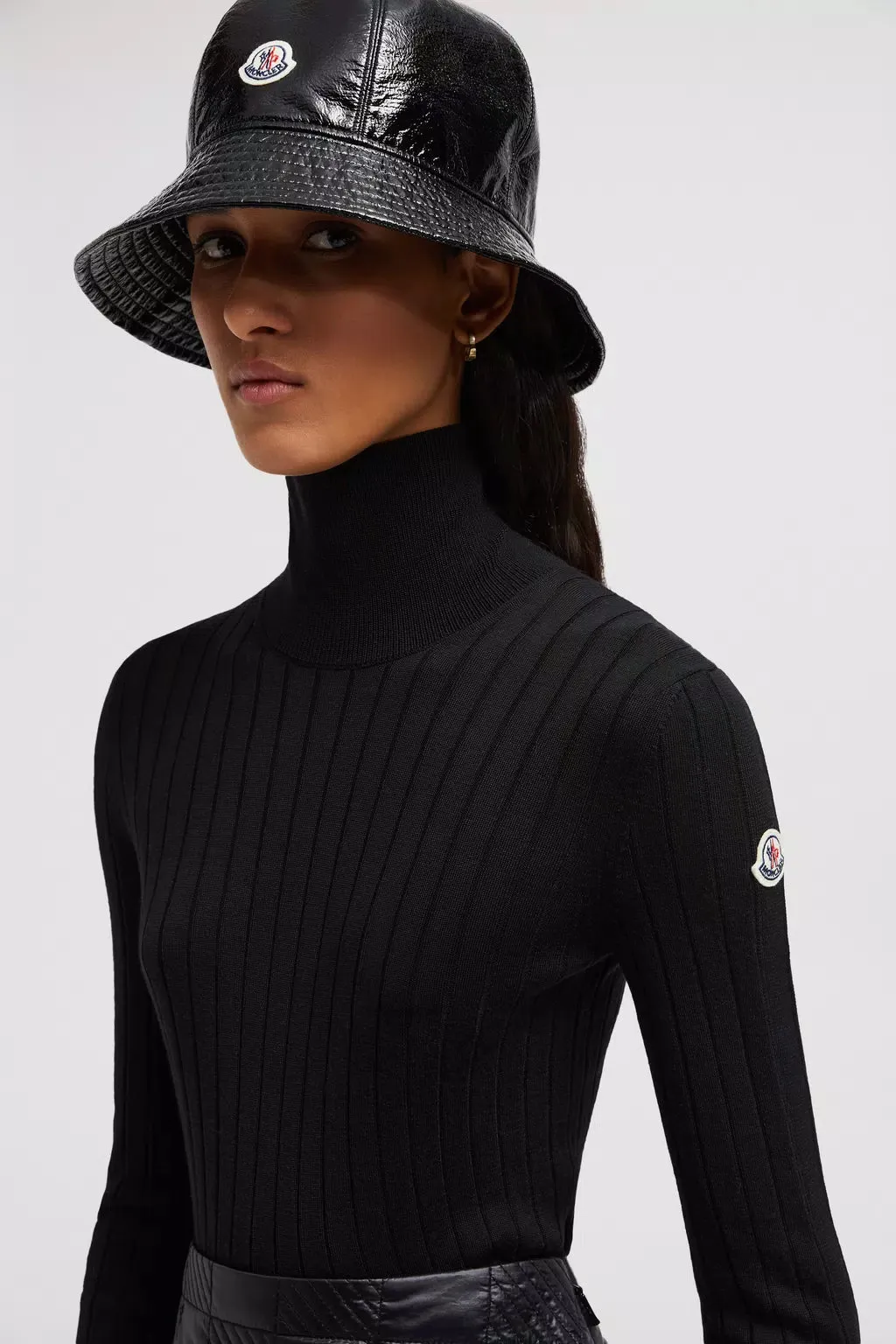 MONCLER PULL TURTLENECK BLACK