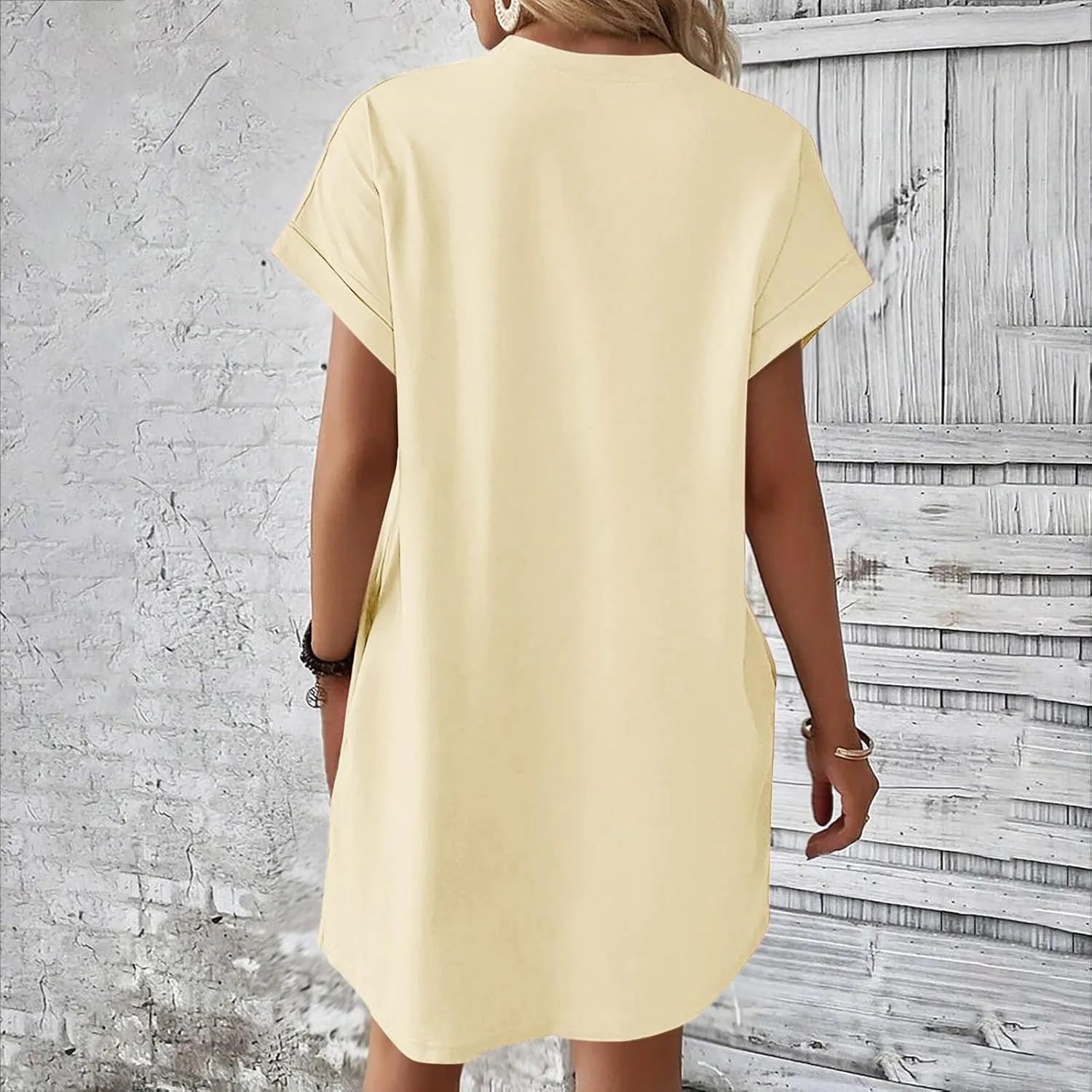 Womens Casual Summer Mini Tunic Dresses Short Sleeve Shift Dress Loose Crewneck Tshirt Sundress with Pockets
